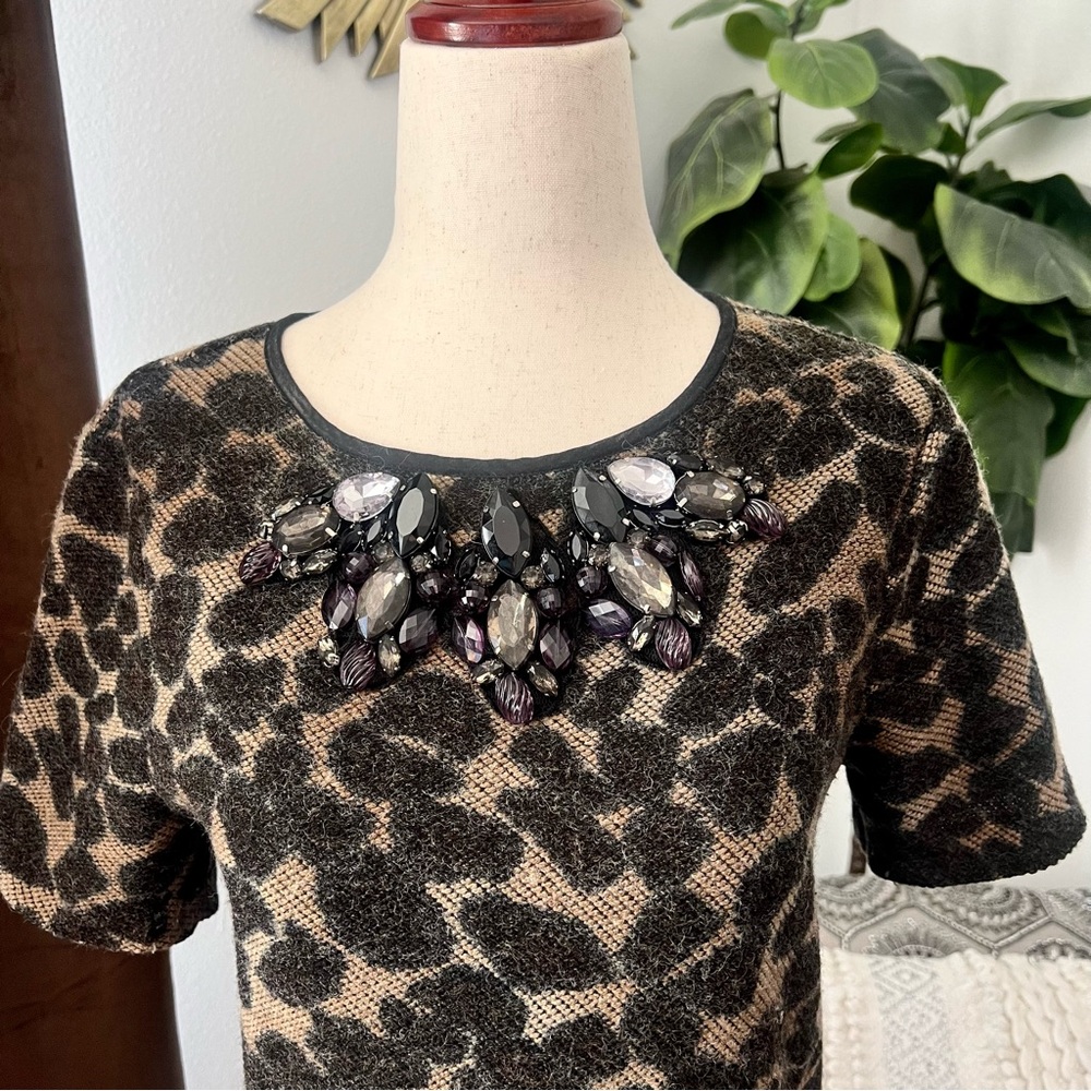 Warehouse Statement Neckline Leopard-Print Top - image 2